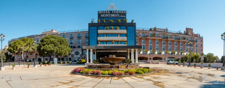 Hotel Termes montbrio balneario centro termal tarragona catalunya ()
